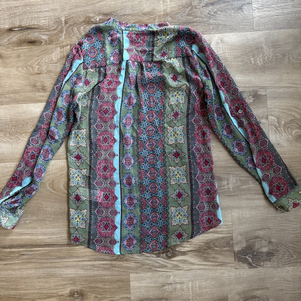 Kut from the Kloth Geo Design Sheer Button-Up Blouse Size S Boho Style - Picture 6 of 7